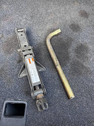 Audi: Audi A4: 1999 г., 2.4 л, Автомат, Бензин, Седан — 18