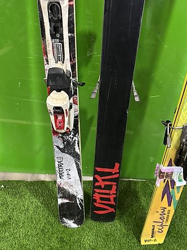 Лыжи: Универсальные, Фрирайд, Без креплений, С креплениями, Б/у — 1