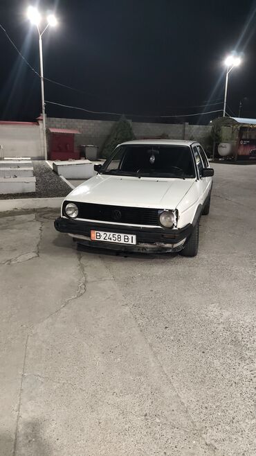 шыны на ниву: Volkswagen Golf: 1988 г., 1.8 л, Механика, Бензин, Хэтчбэк