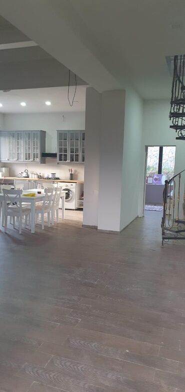 Həyət evləri və villaların satışı: 3 otaqlı, 252 kv. m, Yeni təmirli — 4