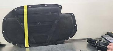 obd prikljucak: TAPACIR HAUBE ZA VOLKSWAGEN GOLF 7 | Tapacir haube Golf 7 — 2