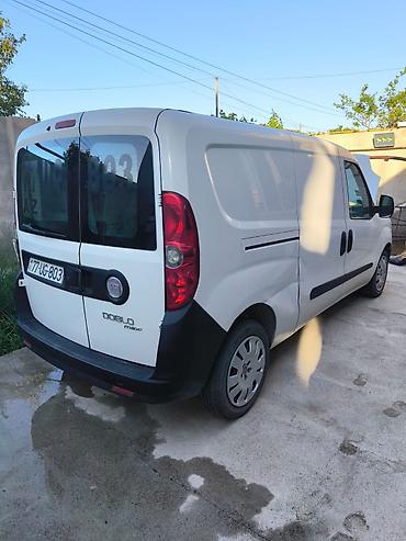 bot kar: Fiat Doblo: 1.3 l | 2010 il 15000 km Van body type — 4