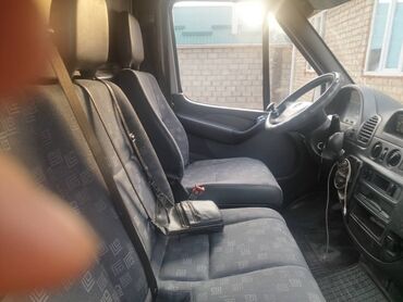 грузовые машины в лизинг: Легкий грузовик, Mercedes-Benz