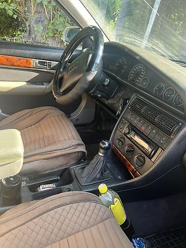 рекстон авто: Audi 100: 1995 г., 2 л, Кол менен иштөөчү, Бензин, Седан — 4