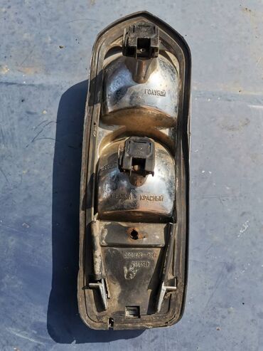 Auto delovi: Stop lampa bez stakla Lada 2102 Karavan. Polovno, ocuvano. Nemam — 7