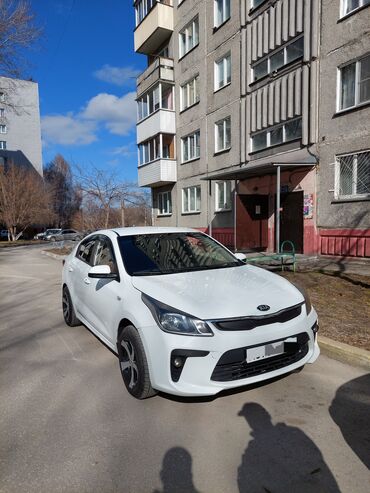 kia rio 2013: Kia Rio: 2018 г., 1.4 л, Автомат, Бензин, Седан