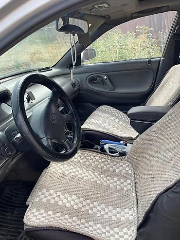 Mazda: Mazda 626: 1992 г., 0.2 л, Механика, Седан — 12