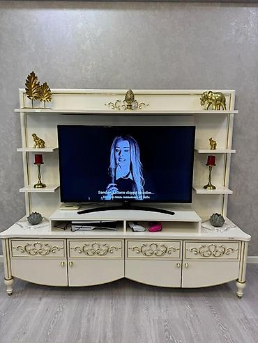 metbex mebelleri ve qiymetleri: İşlənmiş, Düz TV altlığı, Polkalı — 3