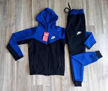 Komplet trenerke: Nike, Unisex — 15