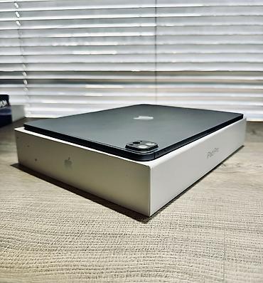 айпады бишкек: Планшет, Apple, память 1 ТБ, 12" - 13", 5G, Б/у, Классический цвет - Черный — 6