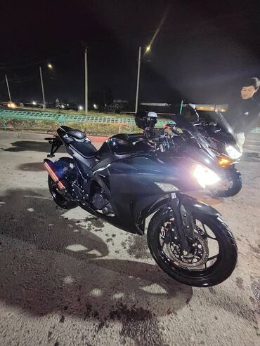 купить чехол для авто в бишкеке: 250 куб. см, Бензин, Колдонулган