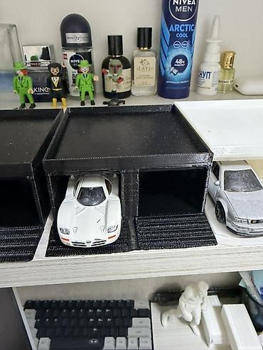 İncəsənət və kolleksiyalar: Masaüstü və ya vitrin üçün 3D-çap “mini qaraj” modulları - Miqyas — 2