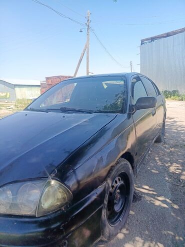 Toyota: Toyota Avensis: 1998 г., 1.8 л, Механика, Бензин, Седан