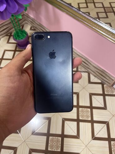 iphone 7 islenmis: IPhone 7 Plus, 128 GB, Qara, Barmaq izi