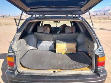 Volkswagen: Volkswagen Passat: 1991 г., 1.8 л, Механика, Бензин, Универсал — 9