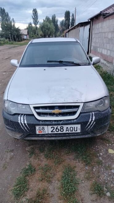 запчасти опель зафира а: Серебристый седан Chevrolet Nexia