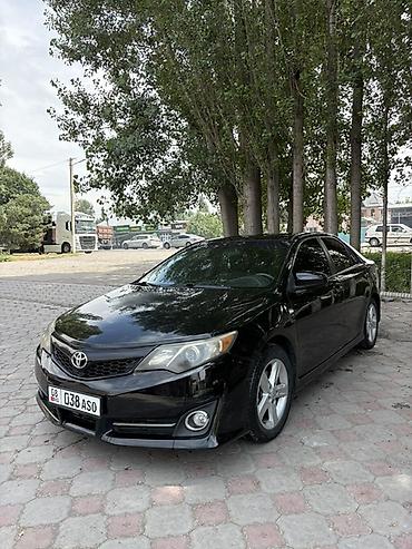 полик для камри: Toyota Camry: 2013 г., Автомат, Бензин, Седан — 1