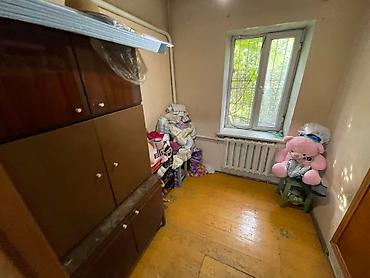 Продажа коттеджей и домов: Продаётся уютный и тёплый дом в самом сердце Бишкека! ЦУМ / ГУМ — — 19