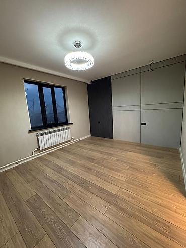 Продажа коттеджей и домов: Продается двухэтажный частный дом. - Участок: 5 соток, огорожен — 9