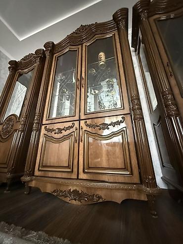 үй эмерек: Классический набор шкафов-витрин для гостиной. ( новый) - Материал — 3