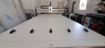 Ostali uređaji: CNC glodalica proizvođača CNC ESpro, idealna za preciznu obradu — 3