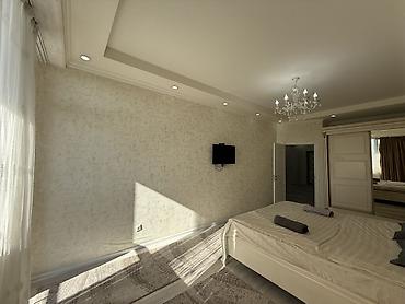 Посуточная аренда квартир: 2 комнаты, Бытовая техника, Домофон, Душевая кабина — 2