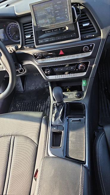 Hyundai: Hyundai Sonata: 2019 г., 2 л, Автомат, Газ, Седан — 9