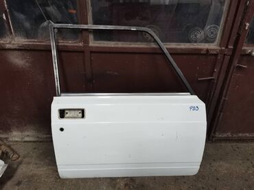 Auto delovi: Vrata prednja desna lada 2107 riva, lada karavan,2105. Vrata su — 1