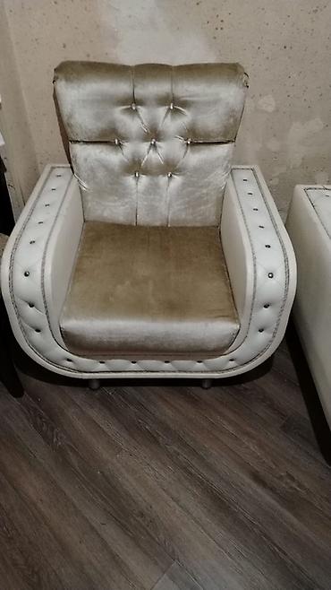 iwlenmiw divan kreslo: İşlənmiş, 2 kreslo, Divan, Bazasız, Açılan — 4