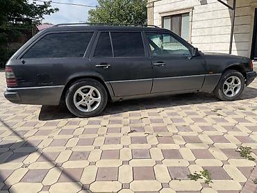 германия товары: Mercedes-Benz W124: 1994 г., Механика, Универсал — 2