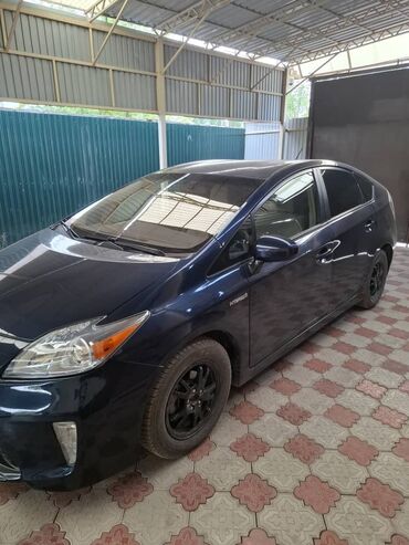 форестер авто: Toyota Prius: 2015 г., 1.8 л, Вариатор, Гибрид, Хетчбек
