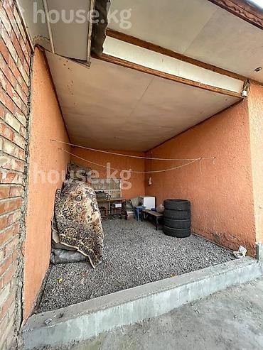 Продажа коттеджей и домов: Продаётся уютный дом в юго‑западной части Бишкека. Описание — 12