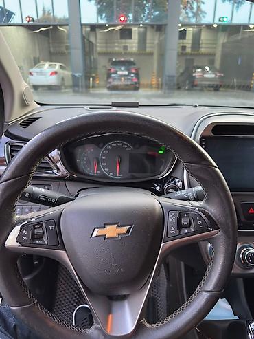 серый gac aion s: Chevrolet Spark: 2017 г., 1 л, Автомат, Бензин, Хэтчбэк — 6