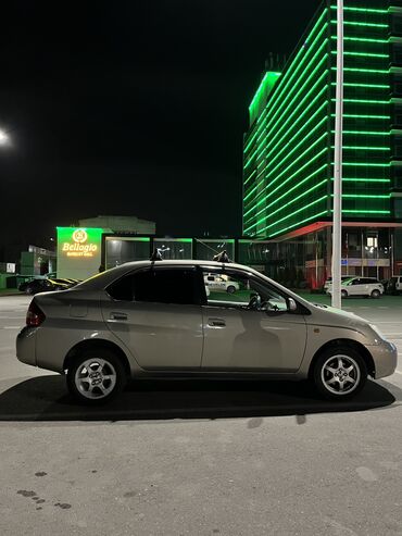 машина kg бишкек тойота: Toyota Prius: 2001 г., 1.5 л, Вариатор, Гибрид, Седан