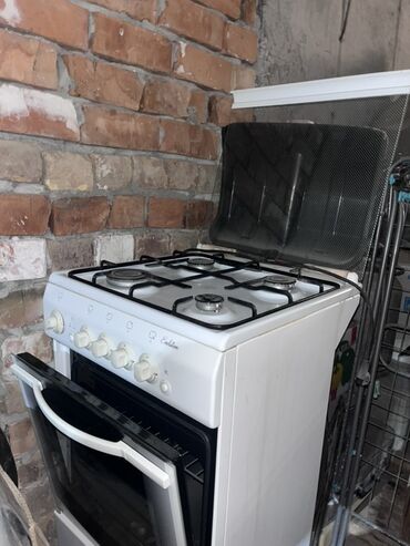 электрогазовые плиты: Продаю белую газовую плиту с четырьмя конфорками и встроенной