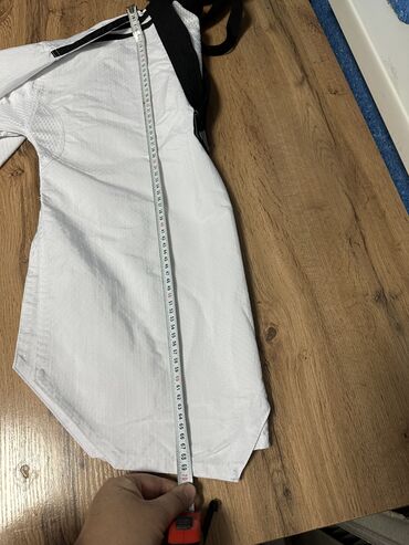 Спортивная форма: Кимоно, добок для тхэквондо Adidas (комплект из куртки, брюк и белого — 4