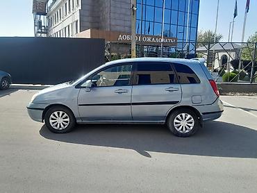 daewoo lanos: Suzuki Liana: 2001 г., Бензин, Хэтчбэк — 1