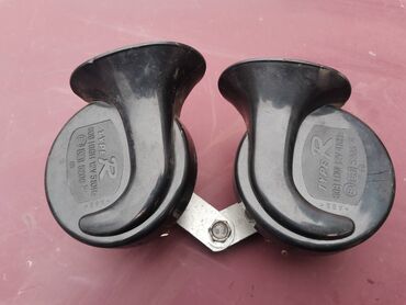 Auto delovi: Sirene za automobile par sa nosacem br.5. Polovno skinuto sa isecenog — 6