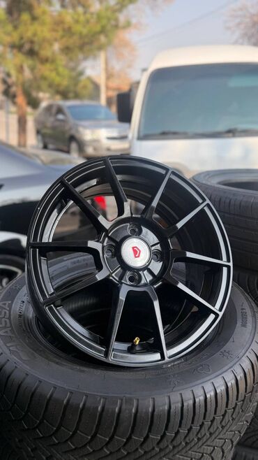 Диски: Диски R 15 Vossen, Комплект, отверстий - 4, Новый