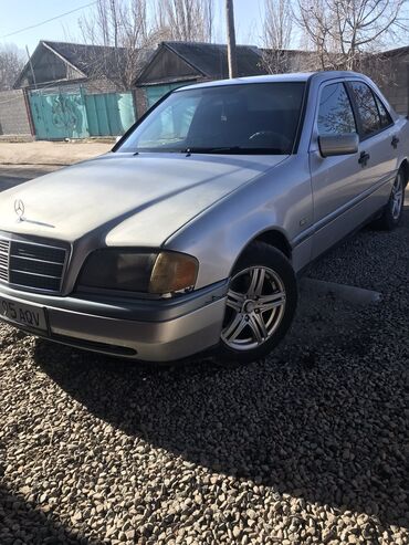 Mercedes-Benz: Mercedes-Benz 220: 1995 г., 2.2 л, Механика, Бензин, Седан