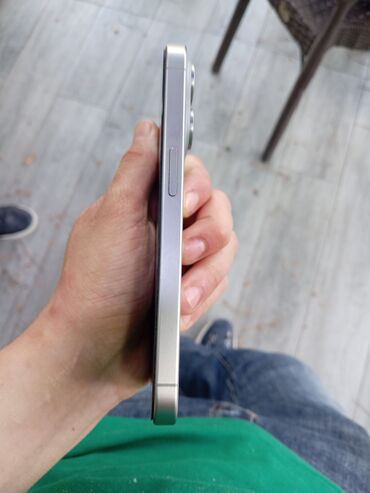dubayski iphone 15: IPhone 15 Pro, 128 GB, Gümüşü, Face ID