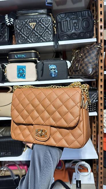 torba od teksasa: Ženska torba preko ramena – quilt dizajn sa zlatnim lancem - Model — 9