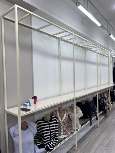 кондитерский оборудование: Продаются !!!! Срочно ‼️ 1) Кронштейн - 6 метр в длину для одежды