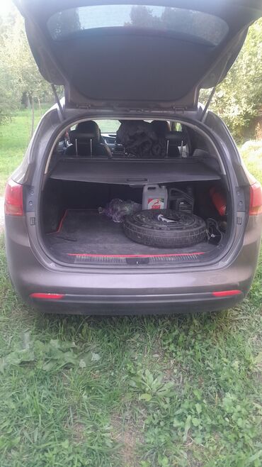 Kia: Kia Ceed: 2018 г., Универсал — 6