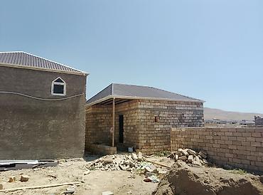 məmmədli ev: Satılır: yarımçıq tikili şəxsi həyət evi - Tikinti materialı — 2