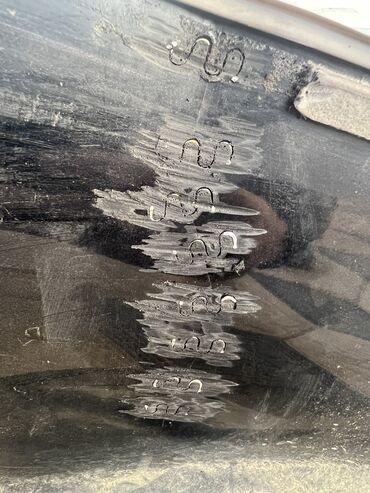 Спойлеры: Задний спойлер Toyota 2017 г., Б/у, Аналог — 11