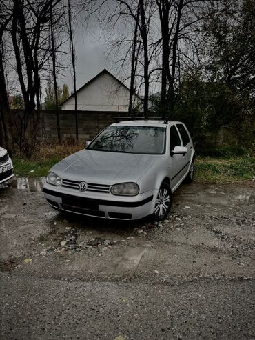 голы двойка: Volkswagen Golf: 2002 г., 1.4 л, Механика, Бензин, Хэтчбэк