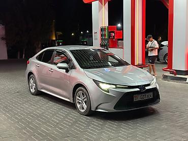 corolla гибрид: Toyota Corolla: 2019 г., 1.8 л, Автомат, Гибрид, Седан — 2
