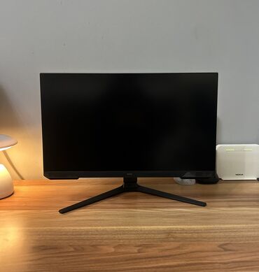 Monitorlar: Samsung Odyssey G3” 180Hz Monitor Monitor tamamilə yenidir, yalnız