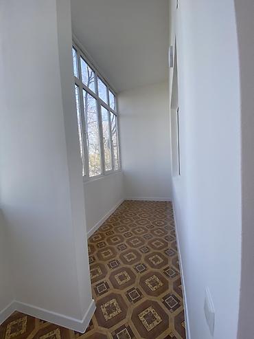 Аренда ангаров: СДАЁТСЯ КОММЕРЧЕСКОЕ ПОМЕЩЕНИЕ — 539 м² ПЕРВАЯ ЛИНИЯ, Бульвар Эркиндик — 22